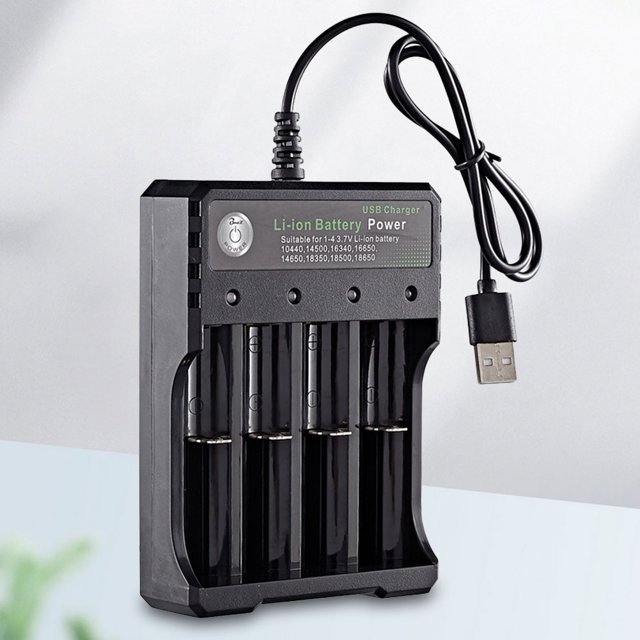 Cargador 18650 con 4 ranuras independientes alimentadas por USB para batería de iones de litio de 3,7 V 14500 18650