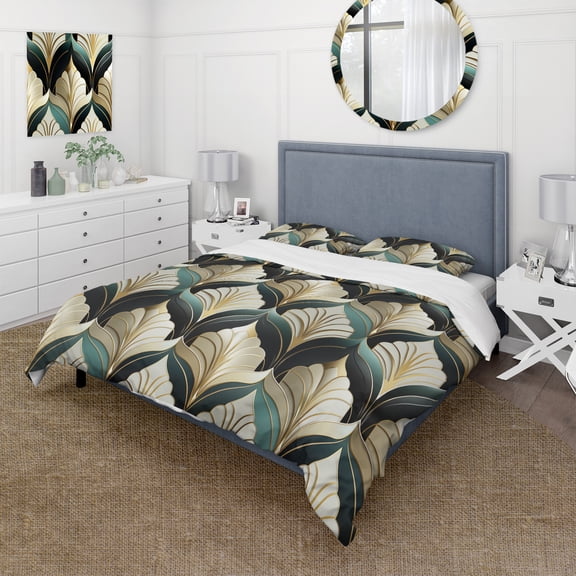 Designart "Opulent Emerald & Gold Deco" Damask Bedding Covert Set - Bohemian & Eclectic Bed Set With 2 Shams