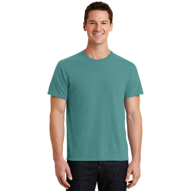 Camiseta te?ida en prenda Beach Wash? de Port & Company?. PC099 Puerto & Compa??a PC099