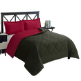 thumbnail image 1 of Edredón Matrimonial Doble Vista Hudson & Main Reversible Rojo y Negro, 1 of 5
