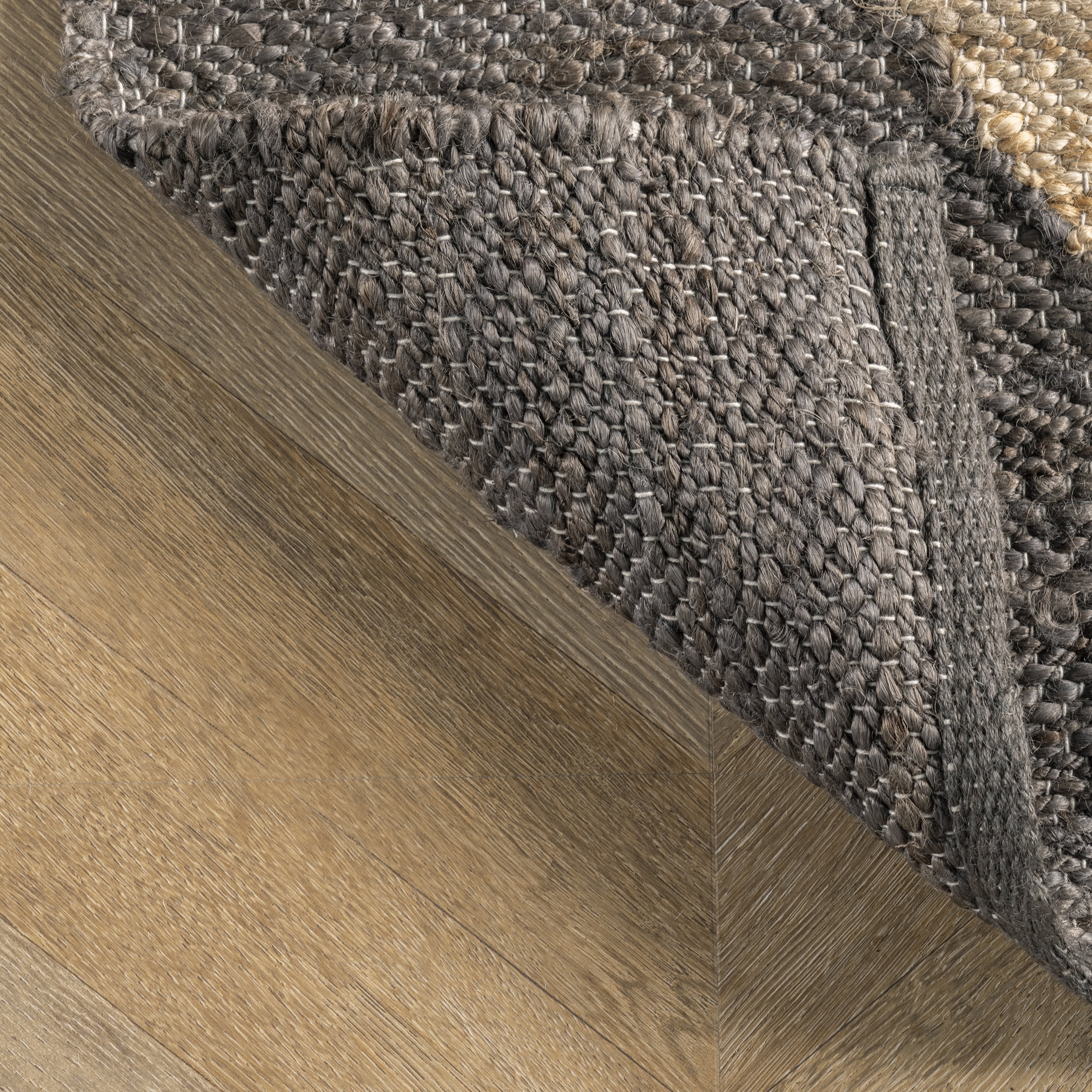 nuLOOM Pandora Diamond Jute Black 4' x 6' Geometric Area Rug