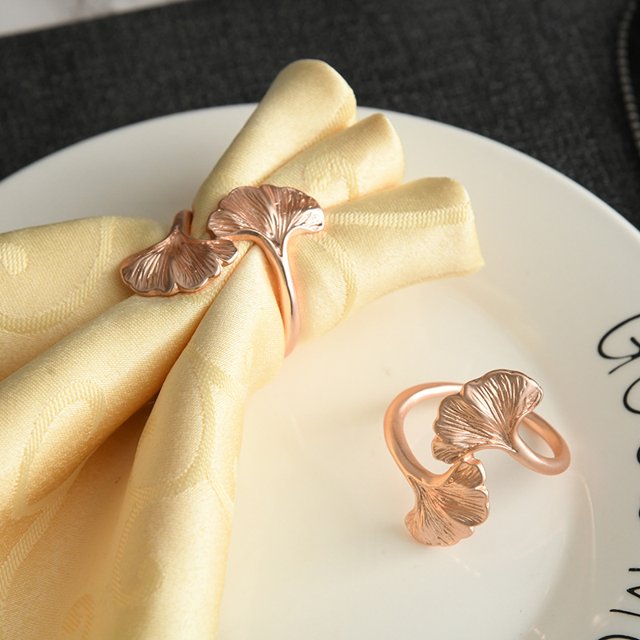 Ginkgo Leaf Metal Servilletero Hebillas Servilleteros Soporte para boda Evento Decoración oso de fresa Electrónica