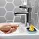 thumbnail image 4 of Jabonera con desagüe, 4 jaboneras para mantener el jabón seco, para cocina, baño y ducha. 4 colores, bandeja de jabón adhesiva para pared, sin clavos, sin perforaciones, 4 of 5