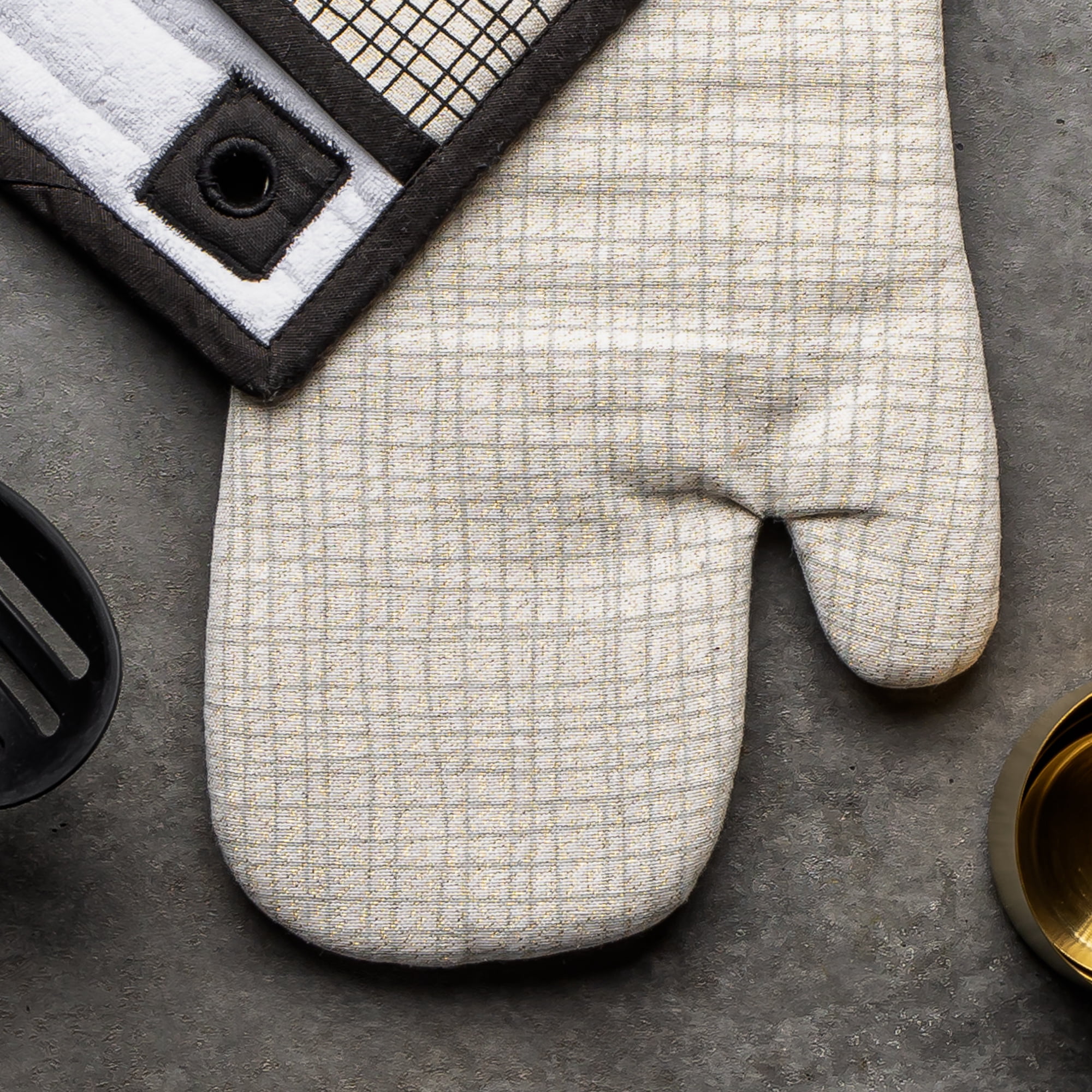 Thyme & Table Oven Mitt and Potholder Set, Cream & Black Crosshatch, 2-Piece Set