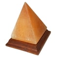 thumbnail image 4 of Lámpara de sal con diseño piramidal del Himalaya, 19 cm de altura y 2,3 kg, 4 of 4