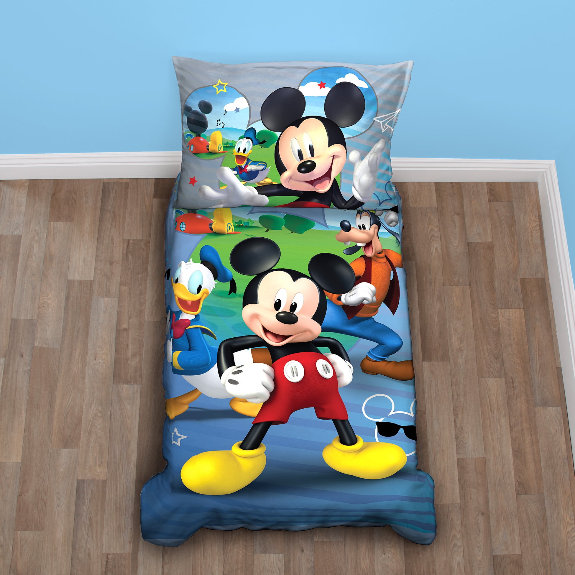 Disney Mickey Mouse Fun with Friends Toddler Bedding Sets, Toddler Bed, Blue, 4-Piece