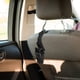 thumbnail image 4 of Gancho para el respaldo del asiento del coche, accesorio interior, gancho multifuncional para el asiento del coche, para guardar bolsos, paraguas y organizador para el asiento trasero, 4 of 7