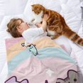 thumbnail image 2 of Pusheen el Gato anti-pilling, suave, ligera, esponjosa y acogedora de lujo para hogar y cocina – Perfecta para niños y adultos,150X130cm, 2 of 6