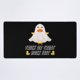 thumbnail image 1 of Un nuevo patito de goma fantasma: tapete de escritorio con patas de pato Treat or Treat, 1 of 1