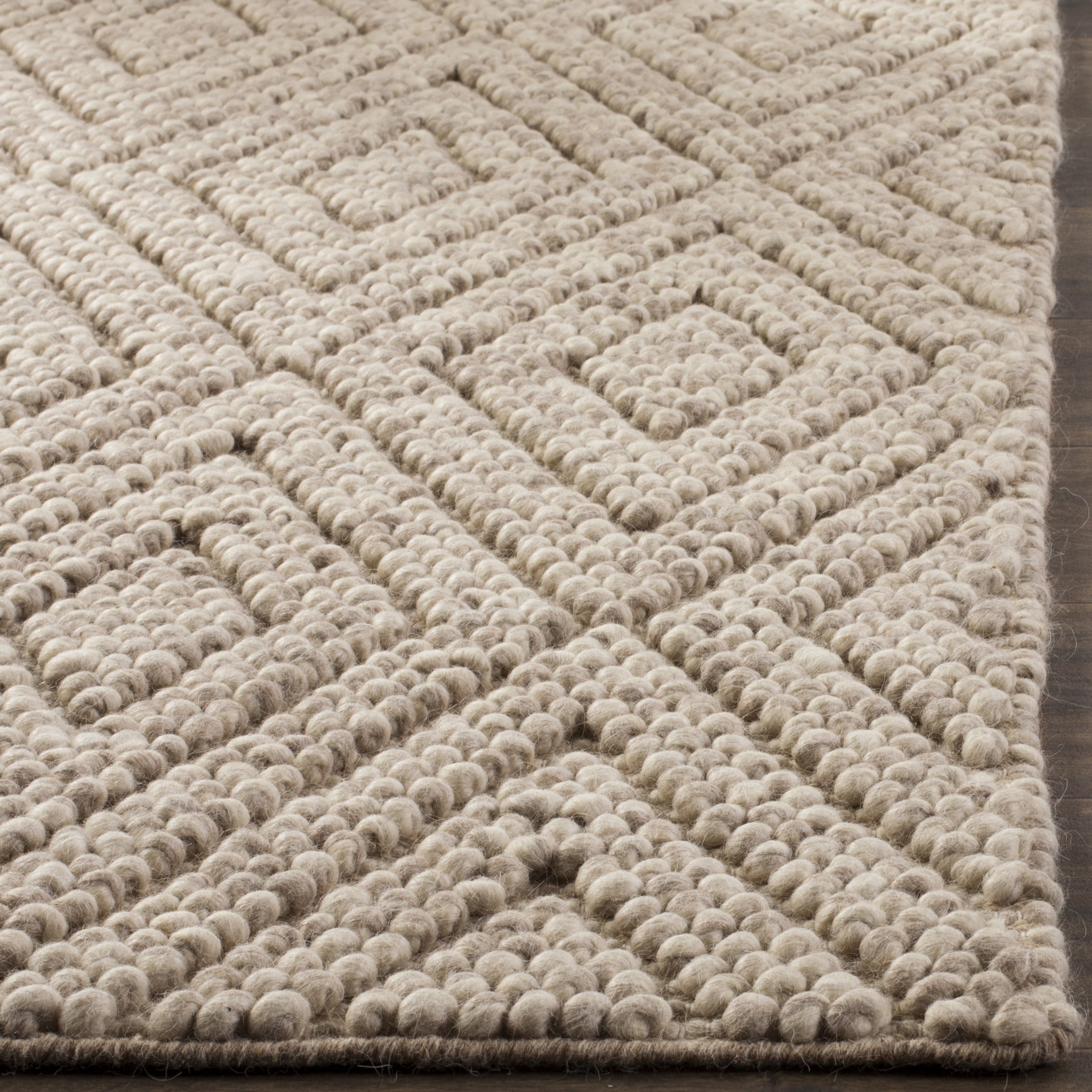 SAFAVIEH Natura Glenda Geometric Diamonds Wool Area Rug, Beige, 9' x 12'