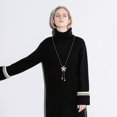 thumbnail image 2 of Collar suéter YONGSHENG con colgante largo, 2 of 5