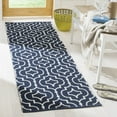 thumbnail image 3 of SAFAVIEH Montauk Raeyln Geometric Cotton Area Rug, Navy/Ivory, 6' x 6' Round, 3 of 10
