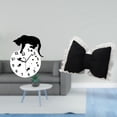 thumbnail image 2 of Reloj colgante silencioso con forma de gato y cojín de lazo, movimiento silencioso para sala de estar, estudio, oficina, silla, comedor y hogar., 2 of 8