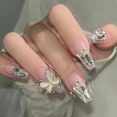 thumbnail image 1 of Pegatinas para uñas con bordado de mariposas y diamantes de imitación, hechas a mano, venta al por mayor, parches para uñas de celebridades populares en Internet, gel gelatinoso, 1 of 4
