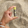 thumbnail image 3 of Bálsamo Labial Sun Bum Piña SPF 30 Protección UVA/UVB Hipoalergénico Vegano, 3 of 5