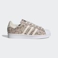 thumbnail image 1 of Tenis Adidas Superstar W, 1 of 5