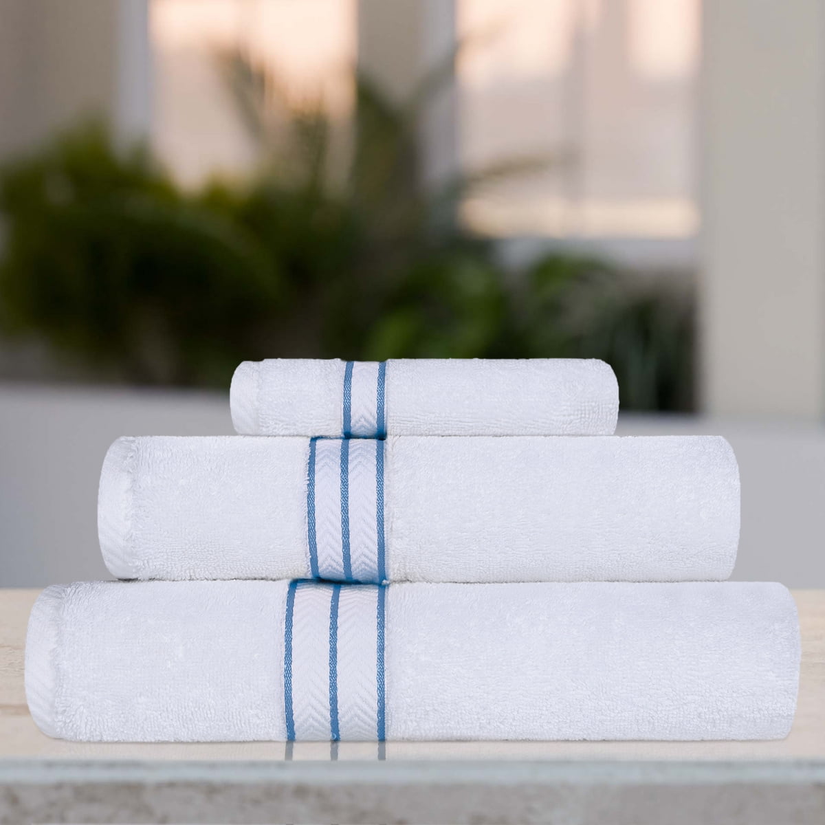 Superior Turkish Cotton Ultra-Plush 3-Piece Light Blue Towel Set