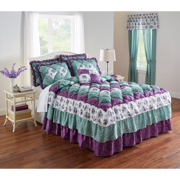BrylaneHome Alexis Bedspread