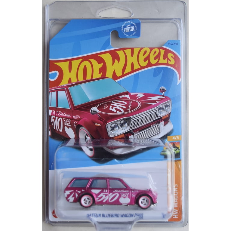 Hot Wheels 1:64 Scale Die Cast Datsun Bluebird Wagon Super
