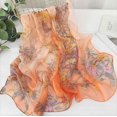 thumbnail image 2 of GFDYREE Foulards pour Femmes Légers Foulards Mode Imprimé Motif Floral Foulard Châle Étoles, 2 of 3