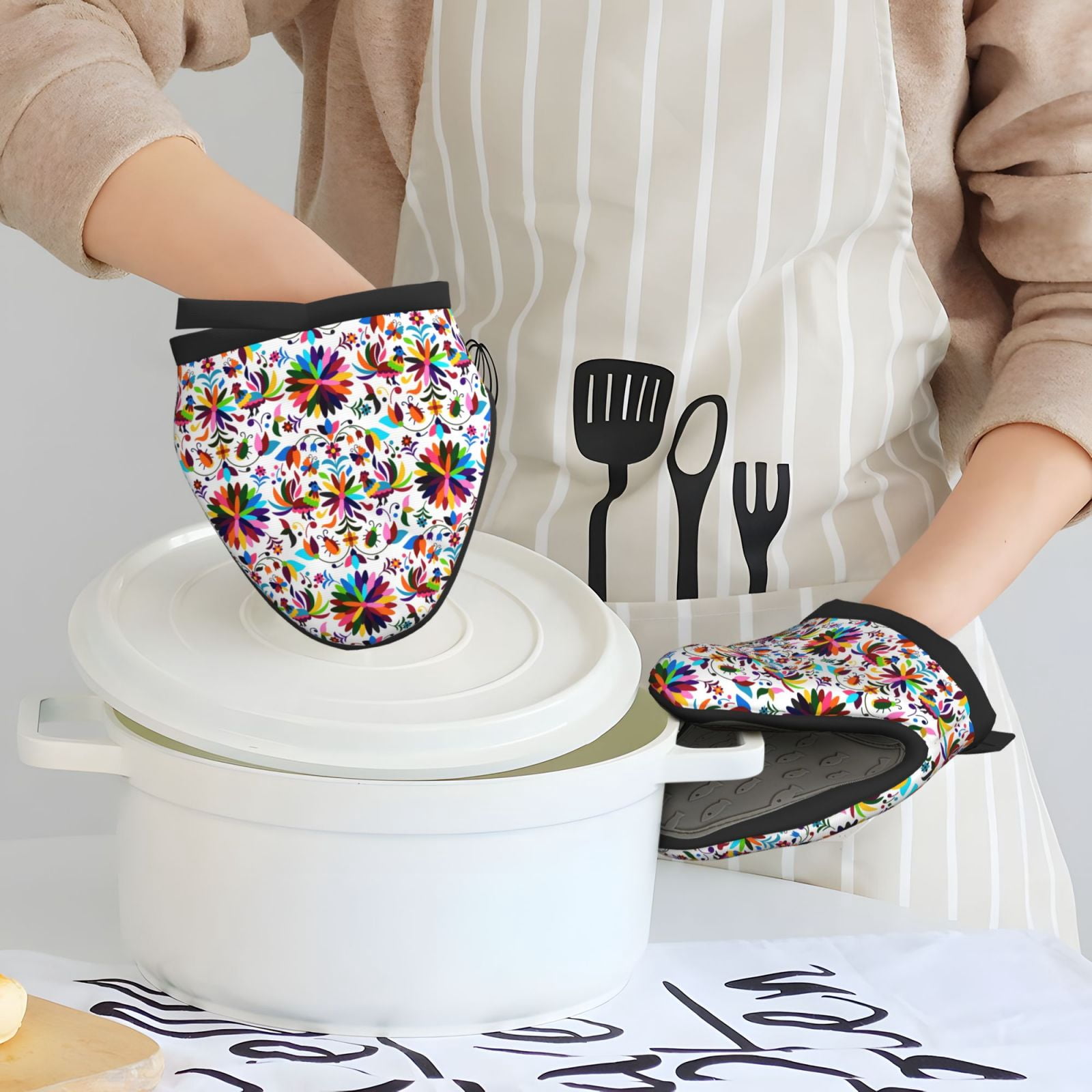 Vsdgher Mexican Bright Style Non-Slip Mini Oven Mitt Set, Short Oven Mitts for Baking Grilling Barbecue Microwave, 5.9"x5.9"in