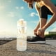 thumbnail image 5 of Botella deportiva con pajita | Vaso de plástico a prueba de fugas de gran capacidad de 730 ml | Portátil para la escuela, el gimnasio y actividades al aire libre | Incluye 1 vaso, 5 of 6