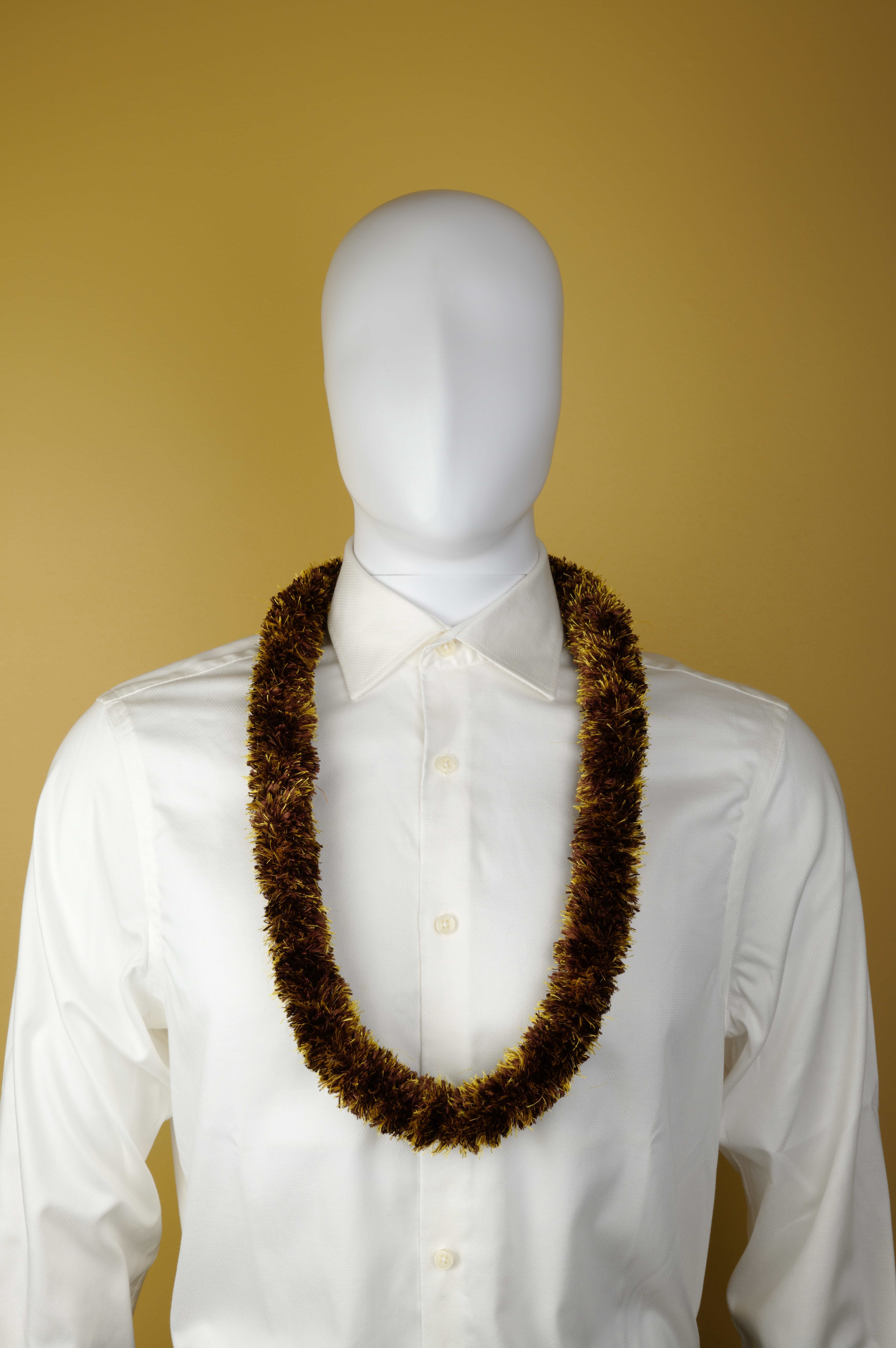 Funcraft Brown & Gold Combo Yarn Lei, 1 Each