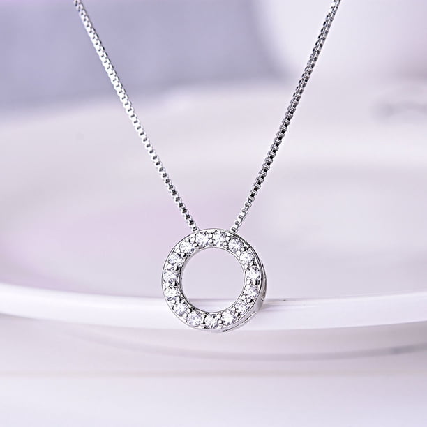 Collar de plata para mujer, cadena de clavícula, moderno, ligero, lujoso, nicho, simple, elegante, colgante geométrico de círculo de diamantes