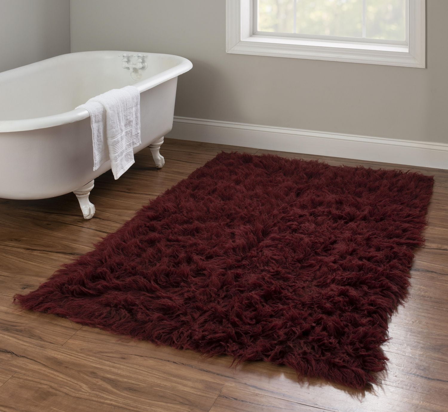 New Flokati 1400gr 3'6" x 5'6" Accent Rug, Burgundy