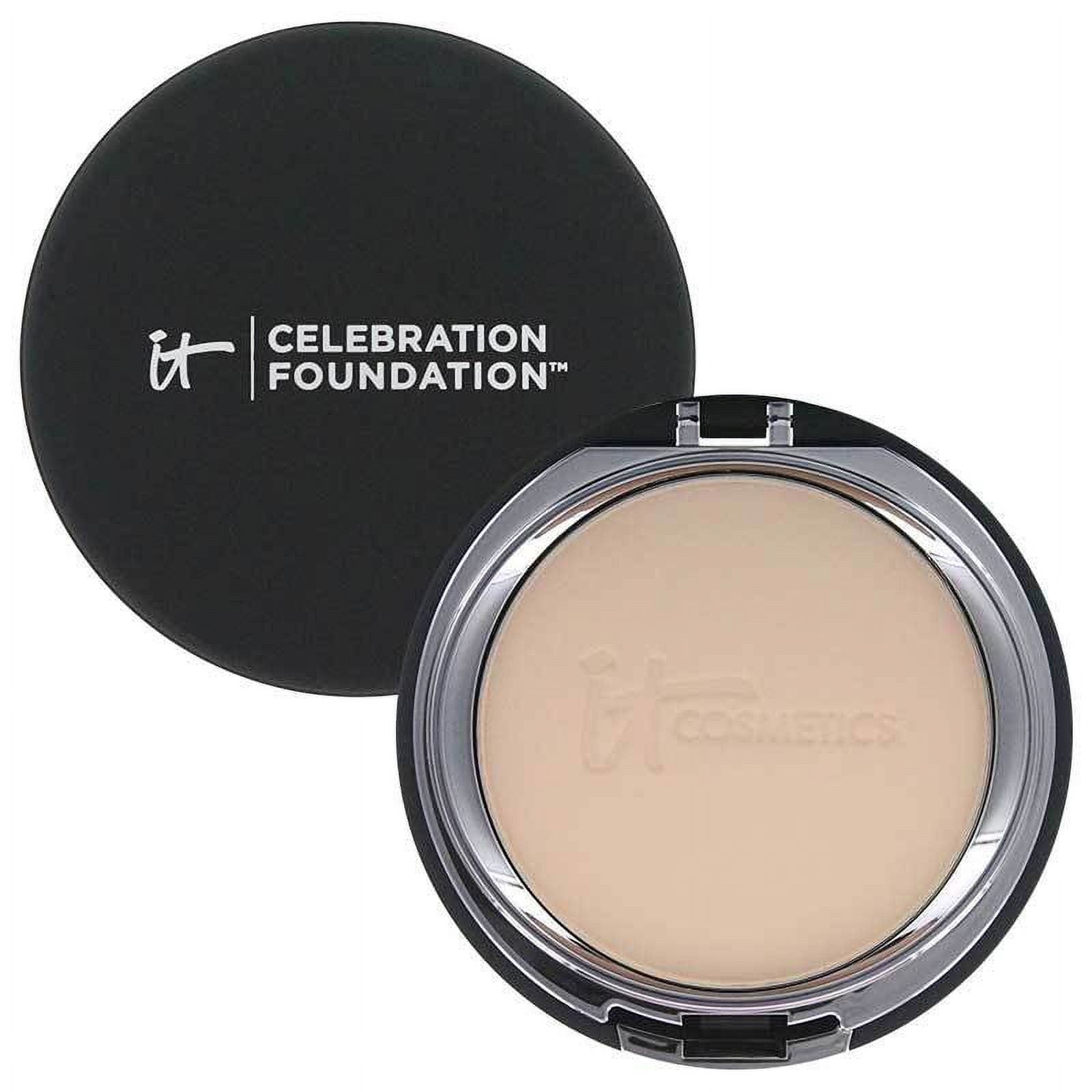 IT Cosmetics Celebration Foundation - Medium Tan