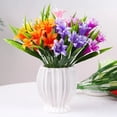 thumbnail image 3 of Lirio de flores artificiales para interiores y exteriores, plantas de plástico resistentes a los rayos UV, No se decolora, para jardín, porche, dormitorio, mesa de oficina, 3 of 4