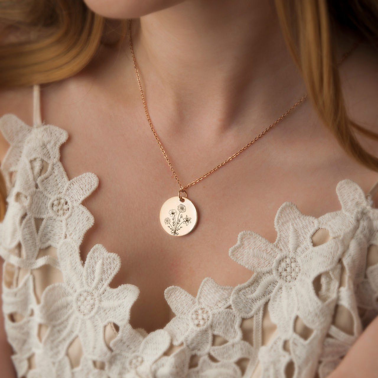 Combined Birth Flower Bouquet Necklace - Birth Flower Bouquet Necklace Personalized - Birth Flower Necklace for Mom - Birth Flower Jewelry