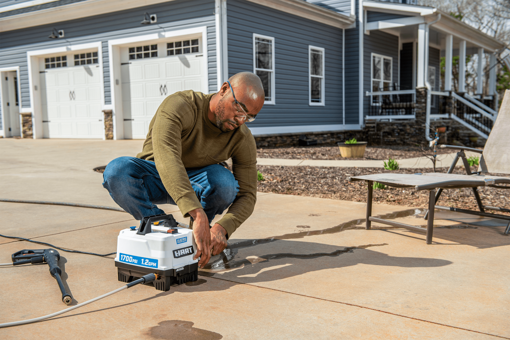 HART 1700 PSI 1.2 GPM Electric Pressure Washer