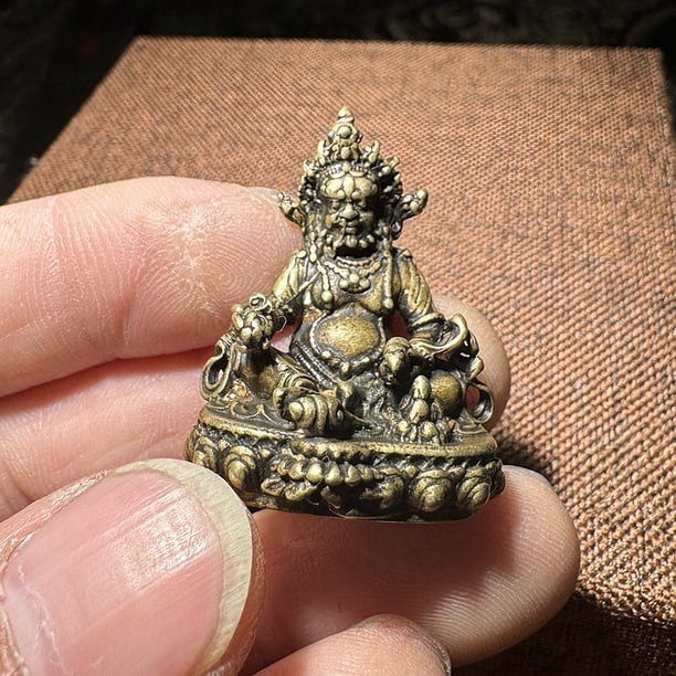 Antique bronze miniature Buddha statue, pocket-sized Buddha, Medicine Buddha statue, miniature Shakyamuni Buddha.
