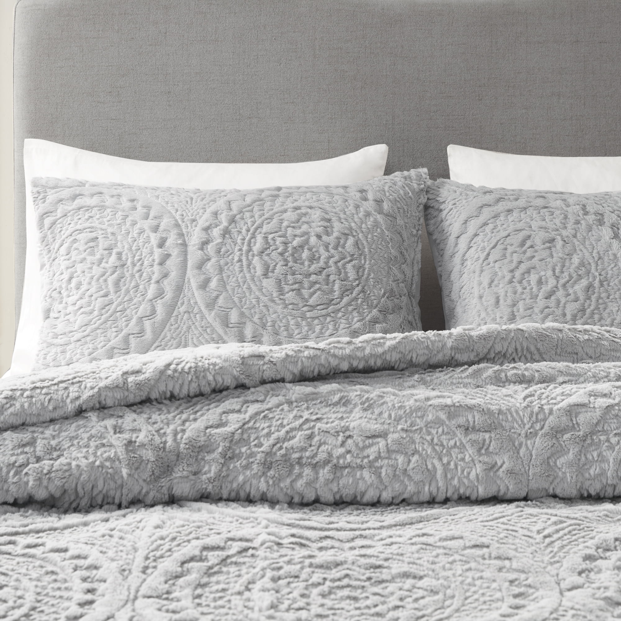 Better Homes & Gardens 3-piece Grey Embroidered Faux Fur Comforter Set, Full/Queen