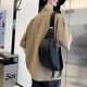 thumbnail image 2 of Bolso de pecho para hombre, estilo retro, sencillo, tipo bandolera, tipo mochila, ligero, deportivo, tipo riñonera, 2 of 5