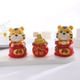 thumbnail image 1 of Decoración hogareña Gwong Tiger Figurines Miniatura Exquisita Obras de trabajo Hermoso Ligero Ligero Varios Estilos Estatuilla de resina Tigre para decoración de coches Gwong 21082829, 1 of 6