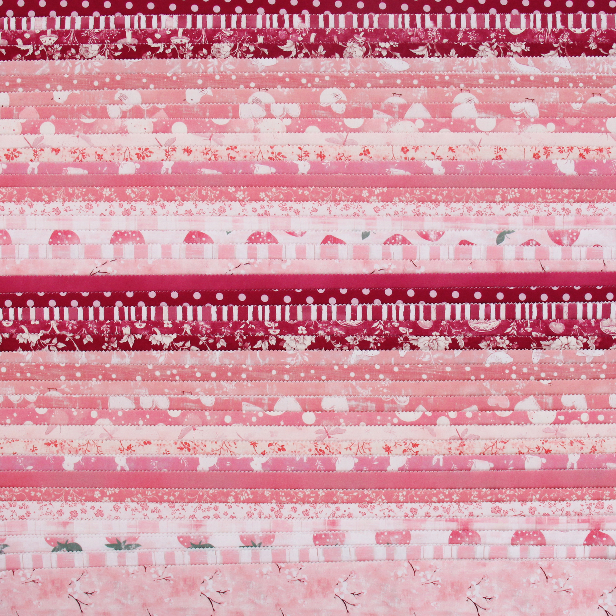 ThreadArt Exclusive Prints Jelly Roll Fabric Strips for Quilting, Crafting, and Sewing, 40 Precut Fabric Strips in Pink Prints, Premium Cotton for Quilts, Crafts, Rugs, Blankets, Clothing and More