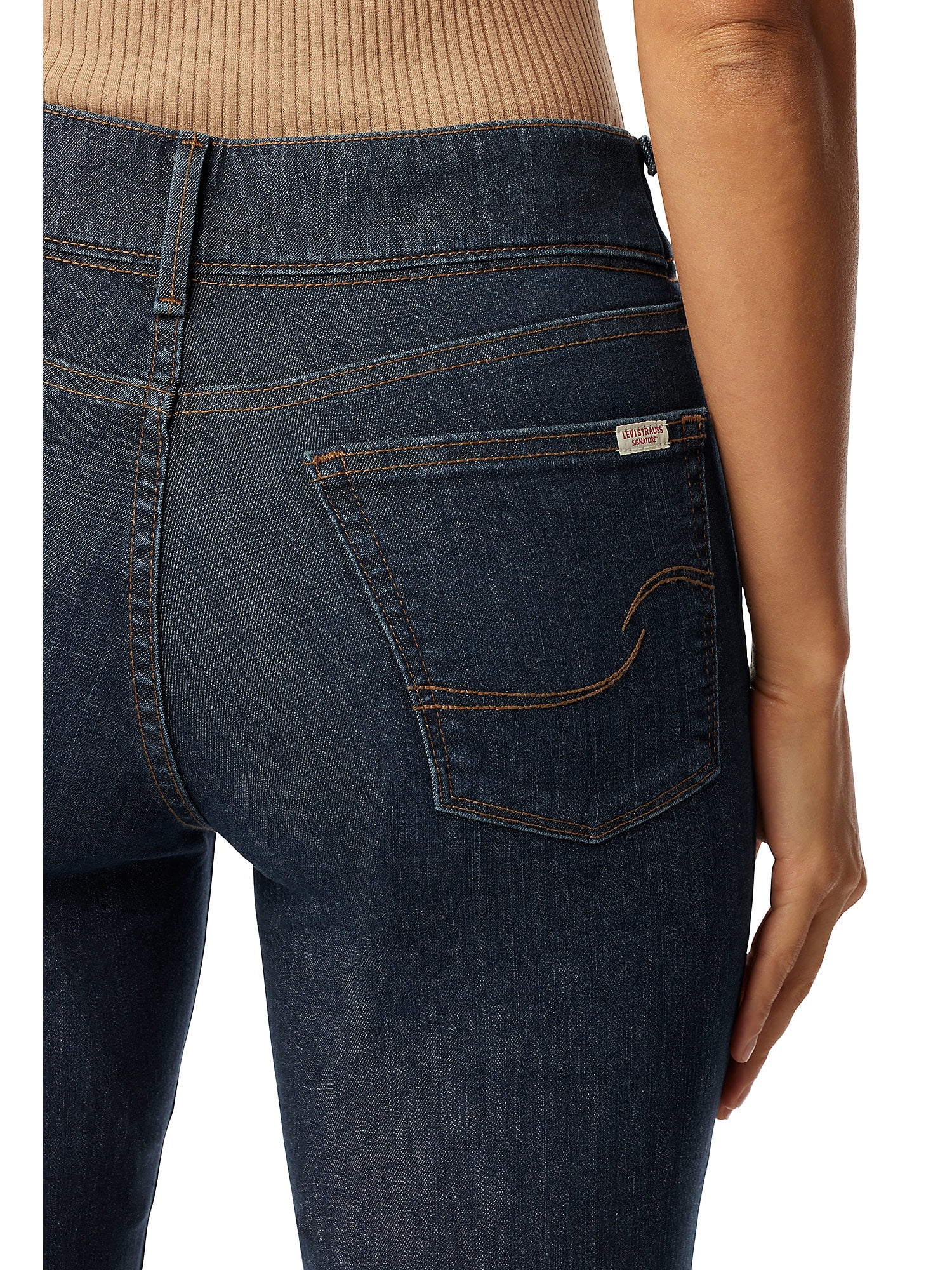 Levi Strauss Signature Women's and Women's Plus Shaping Perfect Pull On Straight Jeans