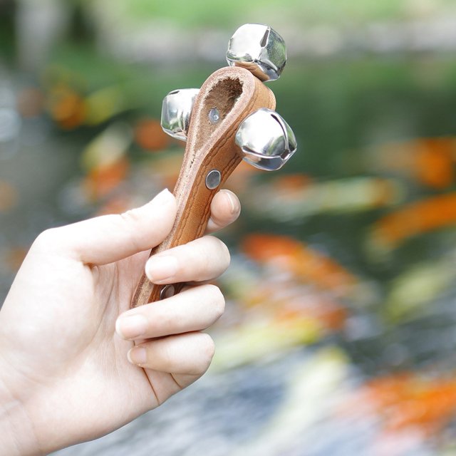 5.7 X 2.8 X 0.3in Shaker Bell Ring, Handbell, Brown For Music Gift For Training For Christmas Present For Performance