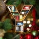 thumbnail image 3 of El Estante La Biblioteca Del Ornamento Libro en Forma Letra Adorna Navidad Durable Acrílico, 3 of 9
