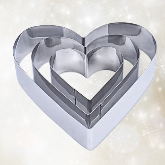 BRIGHTFUFU Stainless Steel Cookie Cutters Assorted Love Heart Shapes for Baking and Mousse 3pcs Set Silver