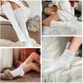 thumbnail image 5 of Chaussettes Décontractées style Années 90 Parfaites pour l'Hiver, 5 of 5