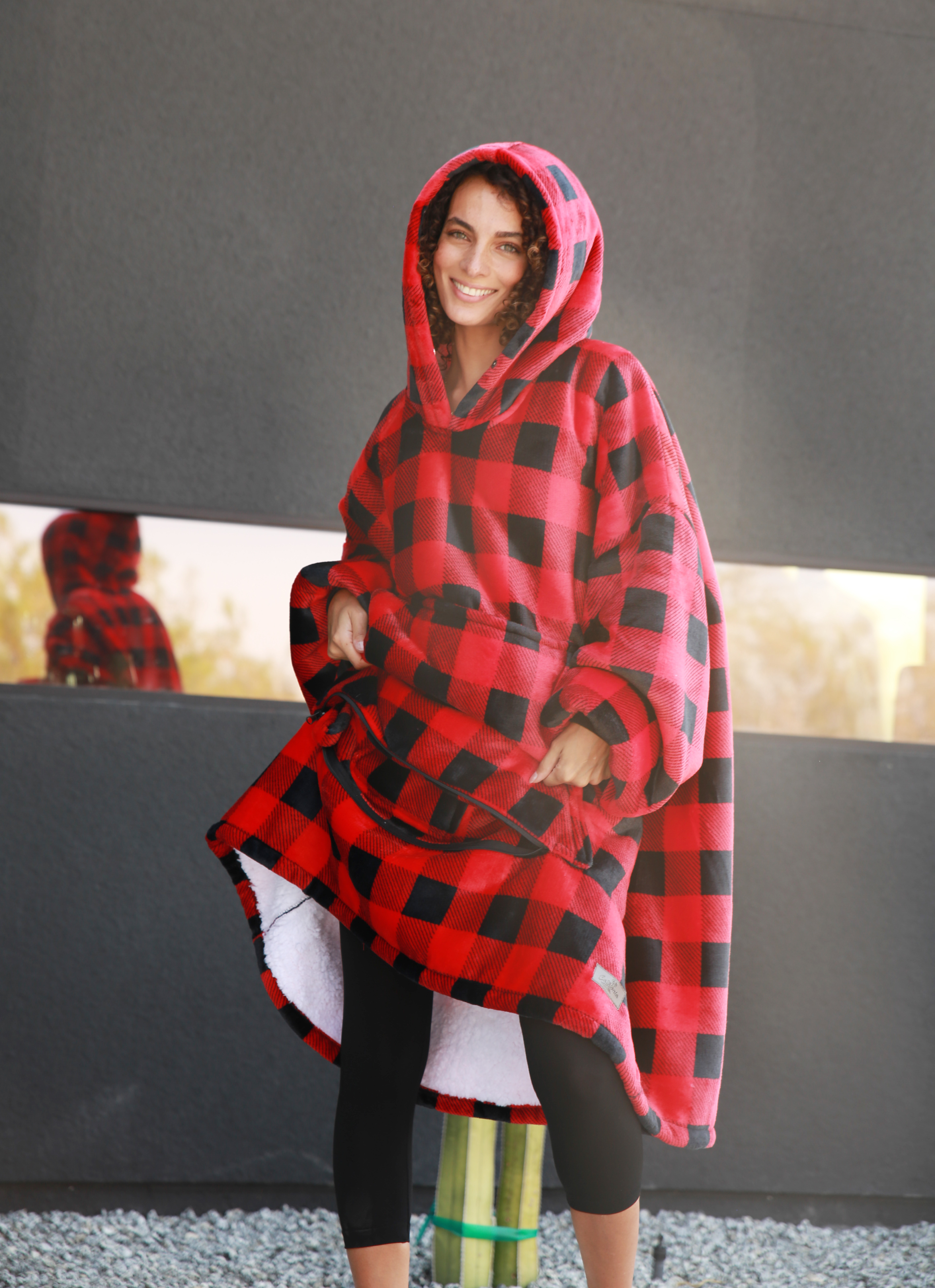 Oversized Hoodie Sweatshirt, Wearable Sherpa Blanket Pullover, Soft Warm Comfortable Portable Travel Sweater Pillow for Adults Men Women, Gift for Her