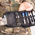 thumbnail image 5 of Kit de costura VEPKOIT Military Survival con botones en funda de nailon, 5 of 5