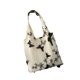 thumbnail image 5 of Bolso de viaje informal con doble asa, elegante bolso de hombro para gimnasio, verano y viajes. Blanco Negro, 5 of 9