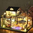 thumbnail image 4 of Casa miniatura con de accesorios para muebles creativa con jardín Villa con luz cubierta a prueba de polvo Casa CUTICAT Casa de muñecas artesanal, 4 of 8