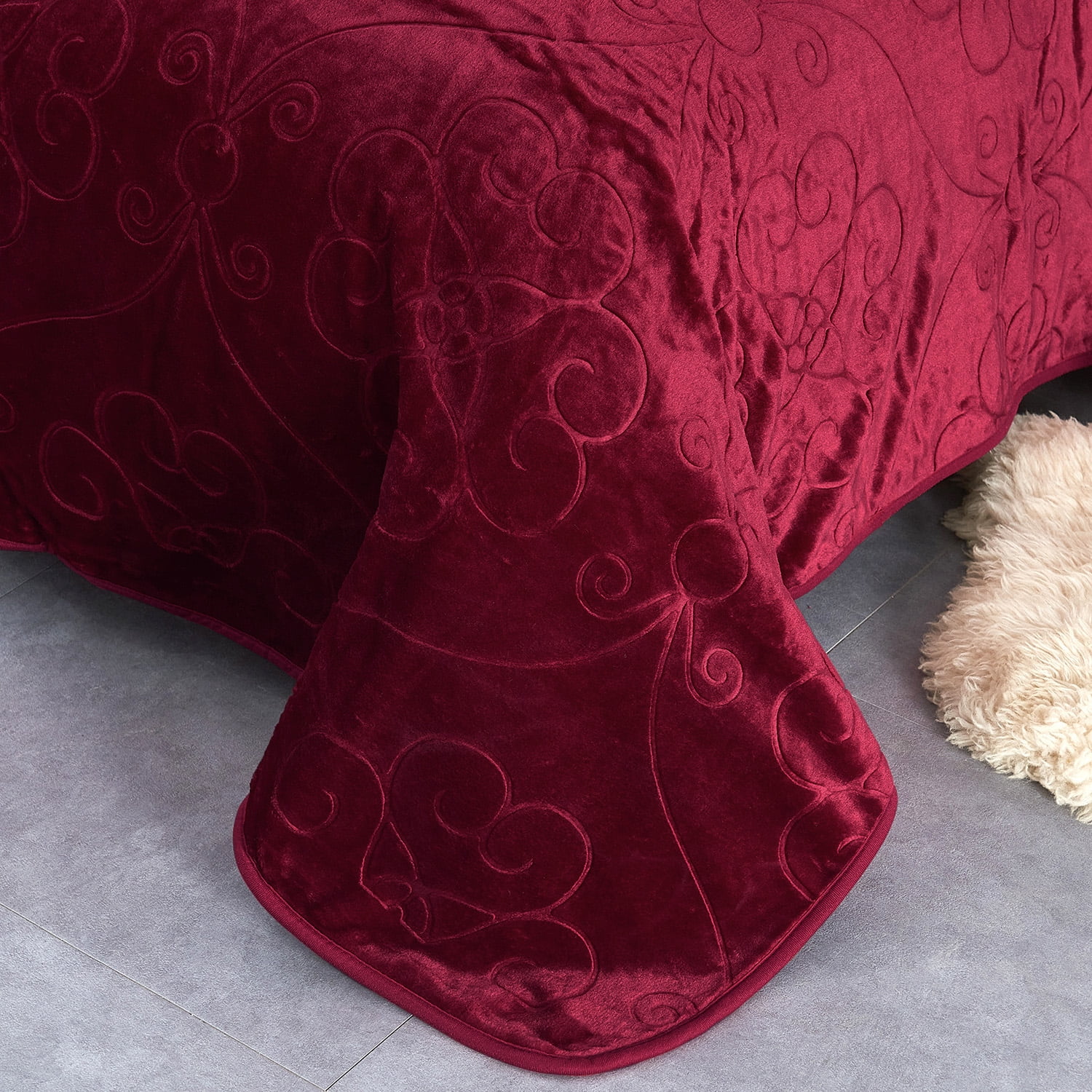 JML Warm Fleece Blanket, 1 Ply Lightweight Embossed Bed Blanket, Queen (75"x 91")