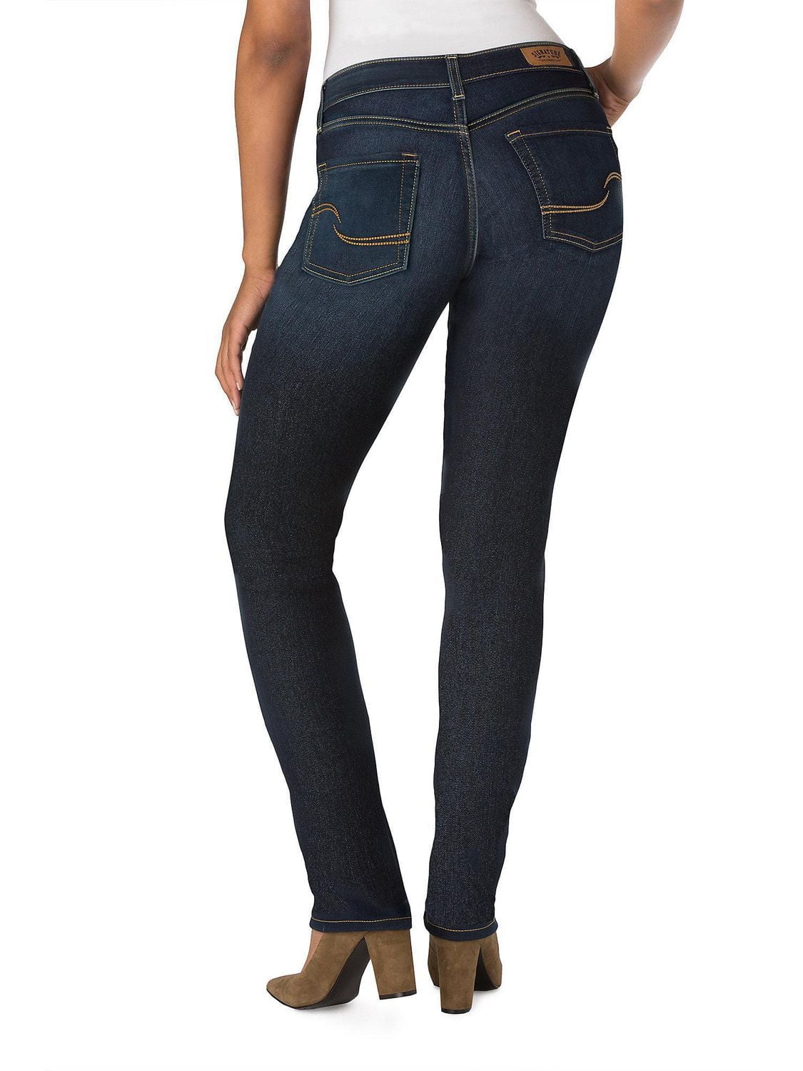 Levi Strauss Signature.™ Women's Modern Straight