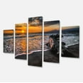 thumbnail image 2 of Log on Beach pendant le Coucher du Soleil - Impression sur Toile Seashore, 2 of 3